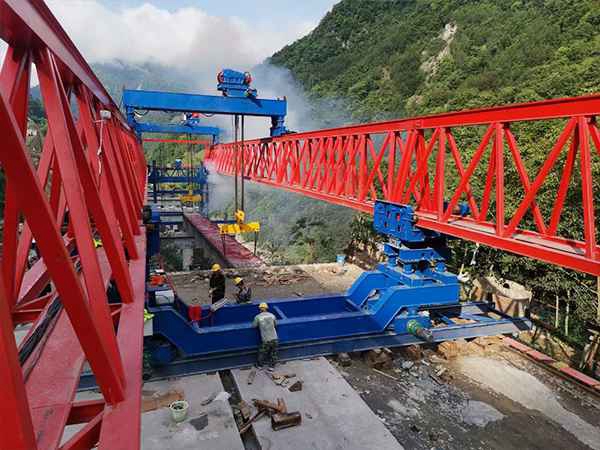 不同厂家的120吨架桥机型号有何区别和差异？